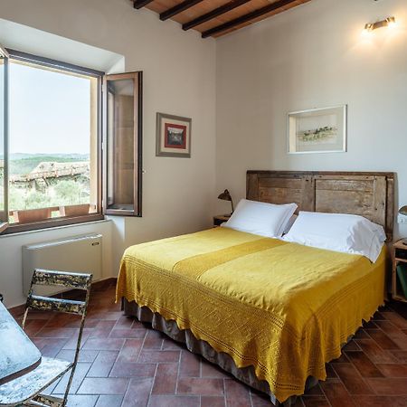 Rooms And Wine Al Castello Monteriggioni Eksteriør bilde