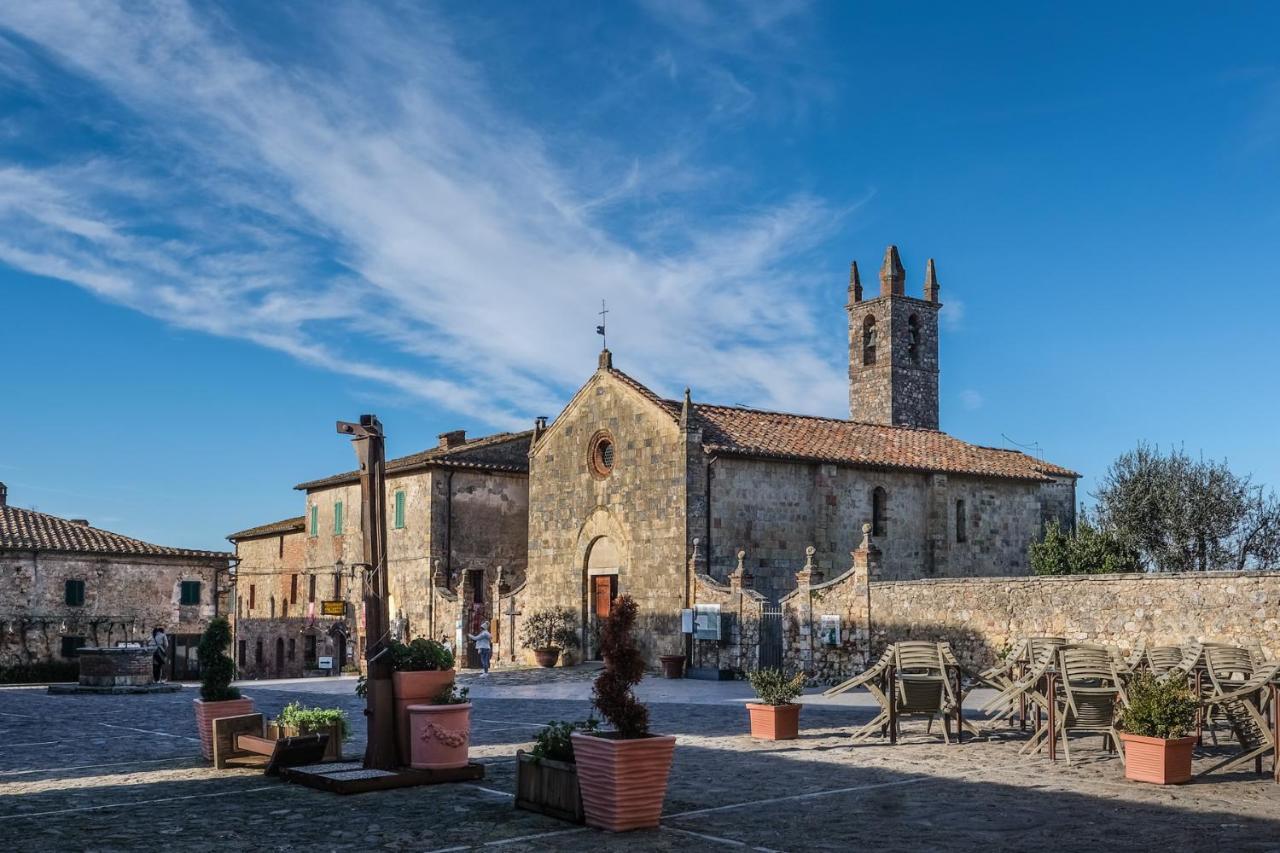 Rooms And Wine Al Castello Monteriggioni Eksteriør bilde
