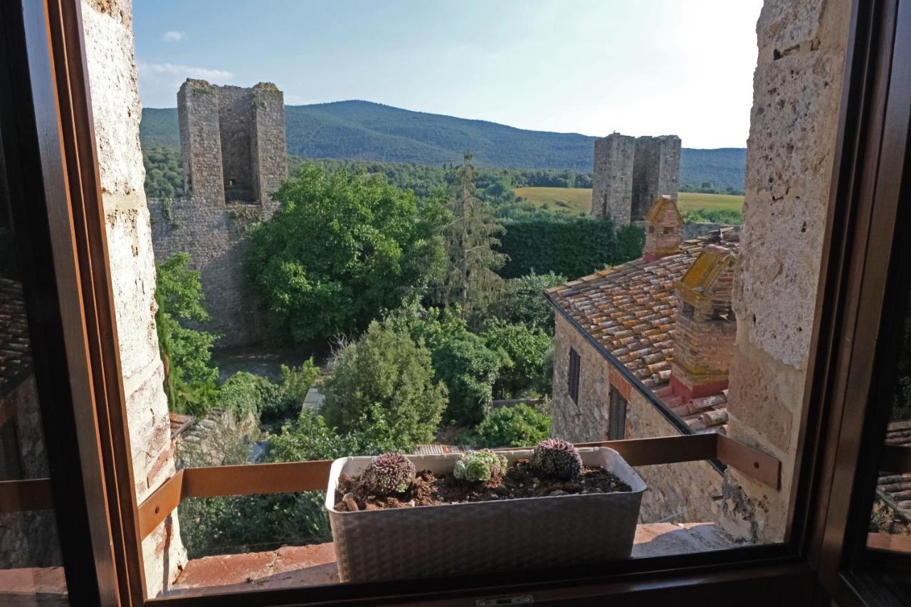 Rooms And Wine Al Castello Monteriggioni Eksteriør bilde