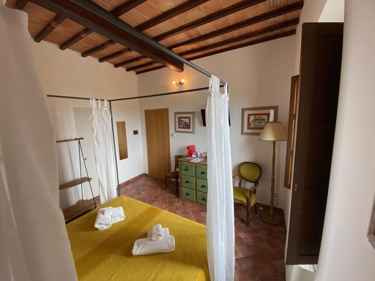 Rooms And Wine Al Castello Monteriggioni Eksteriør bilde