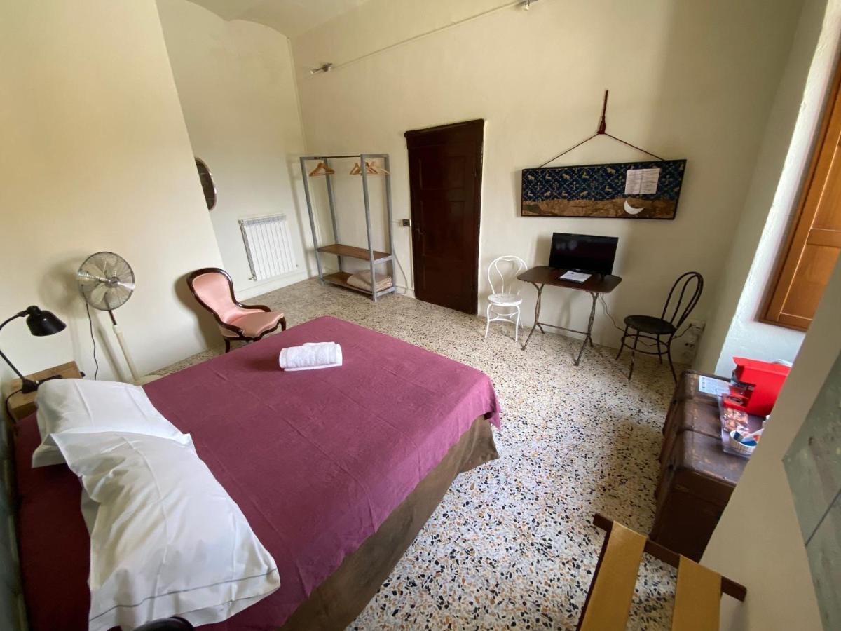 Rooms And Wine Al Castello Monteriggioni Eksteriør bilde