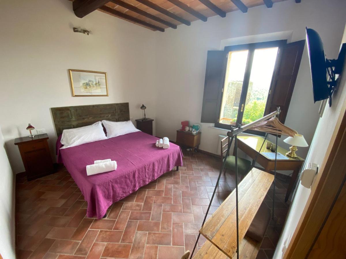 Rooms And Wine Al Castello Monteriggioni Eksteriør bilde